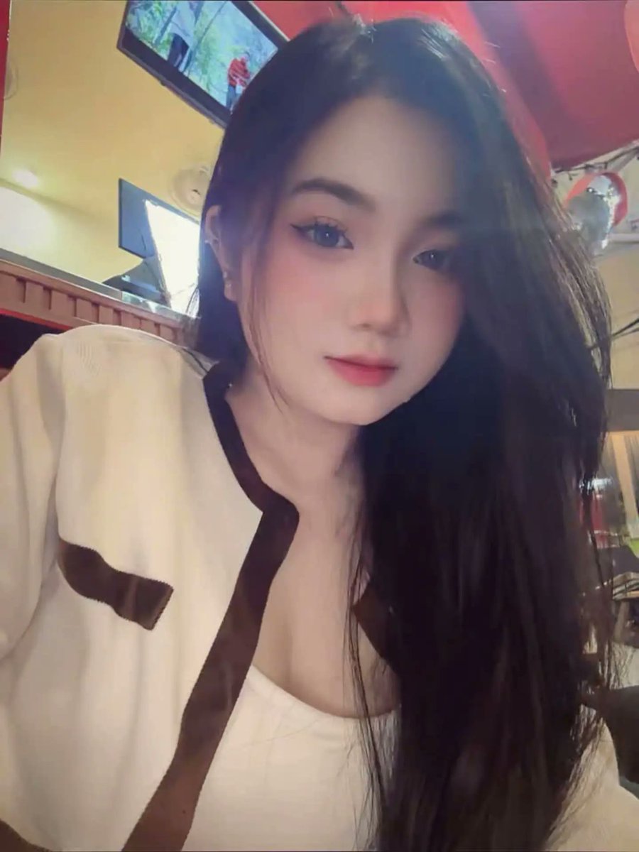 ozangeltac's tweet photo. Full name: Tran Thanh Thao 
Born: 2008 
Height: 1. 52m 
Weight: 45kg 
Education: 9th grade 
Language: Vietnamese 
Occupation: Electronics company worker 
No tattoos, never married, no children. From An Giang, currently in Vietnam. Contact Roger or https://t.co/NnZPNSj8ka