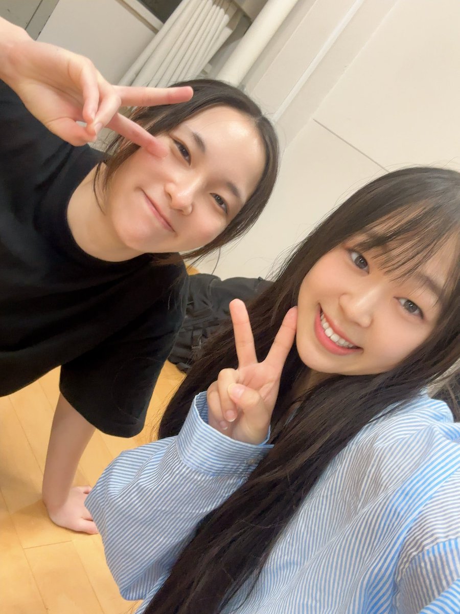 7tkis_rn25's tweet photo. #魔法少女メイド 本日はアクション稽古でした！✨
アクションが得意な方々が多いからついて行くのに必死です😳

今回主演です！たくさんの方にお越しいただきたいなぁ🫧
📷は絡みが多いひなこちゃん！気さくでおもろい姉さんですらぶ♡

🎫 https://t.co/s1AIHgpA6x https://t.co/sN4mbKFEXf