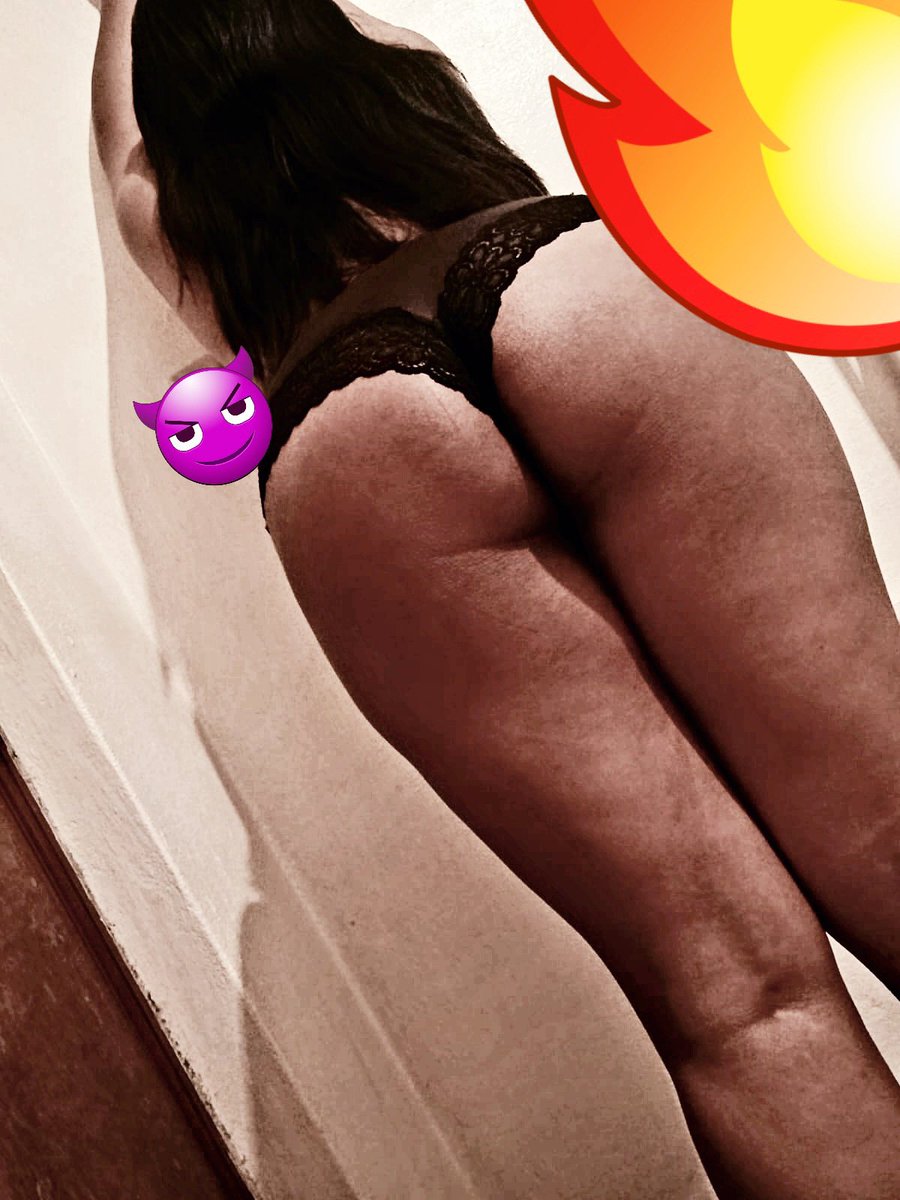 SwingercupleQ's tweet photo. Buenos días ya miércoles que rápido se va la semana, ahora queremos saber cosidas de ustedes cuéntenos cual y como fue su experiencias más caliente los leemos en comentarios o directo al DM, DISFRUTEN LA VISTA!!
#EsposaPutísima #esposaputitaenlencería #putiesposá #swingersméxico https://t.co/6NLUqZi6Do