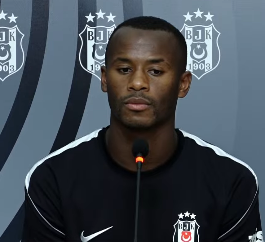futbolarena's tweet photo. Tiago Djalo: "Saç çekme pozisyonu bence normal bir fauldü. Eğer topu almam için agresif olmam gerekiyorsa bunu yapmaya hazırım." https://t.co/d30HKn8nNQ