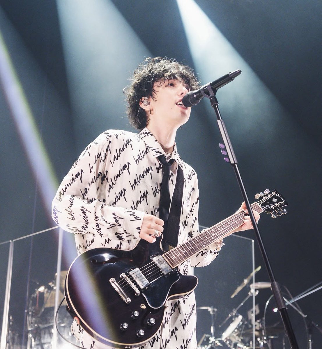 BE_sora98's tweet photo. ユーリンチーの野田洋次郎が既視感あると思ったら、ザストレオくんだった

ザスト終わってこの服を真剣に買おうとした私懐かしい https://t.co/VQjZB3bEAI