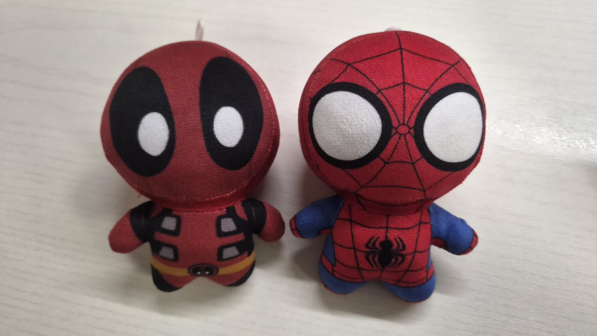 soborosobsob's tweet photo. 반려데드풀과 반려거미가 생겻어요 https://t.co/fLTNEklL8z