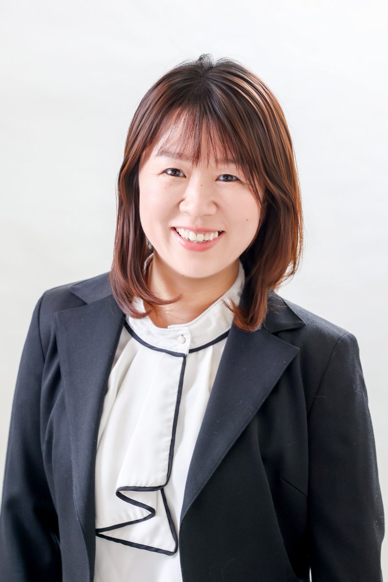 kaeko_takasago's tweet photo. みなさま、まじめまして。
参政党　高砂市政改革委員となりました、

井口かえこ　

と申します。

高砂市在住の43歳。3人子育て中の母親です。

「もっと人と人がつながり、支え合える高砂へ」

誰もが経験する子育てや介護で誰も取り残されない高砂市政を目指したい。

どうか、ご支援お願いします。 https://t.co/L20T9UbALq