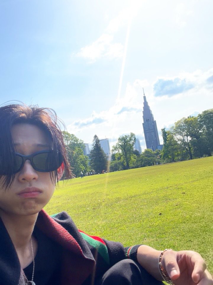 alittledecqair's tweet photo. no one:

but him :3 https://t.co/hJXFpdSy9W