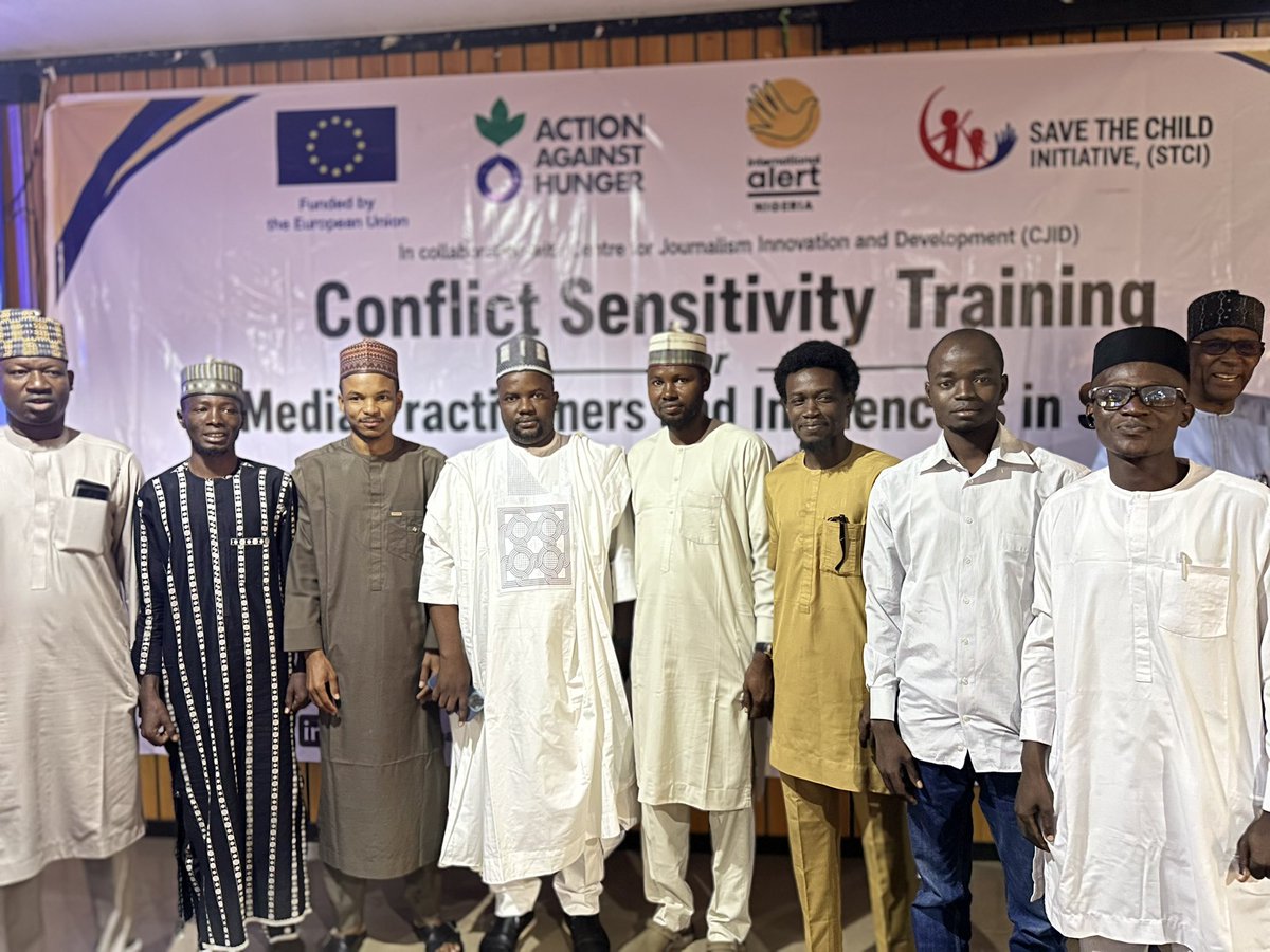Iam_kwarare's tweet photo. Currently participating in a two-day Conflict Sensitivity Training for media practitioners and influencers in Sokoto, focused on responsible reporting and peacebuilding.
#IAlertNigeria #ConflictSensitiveReporting #PeaceMessaging https://t.co/UTqcozzZt7