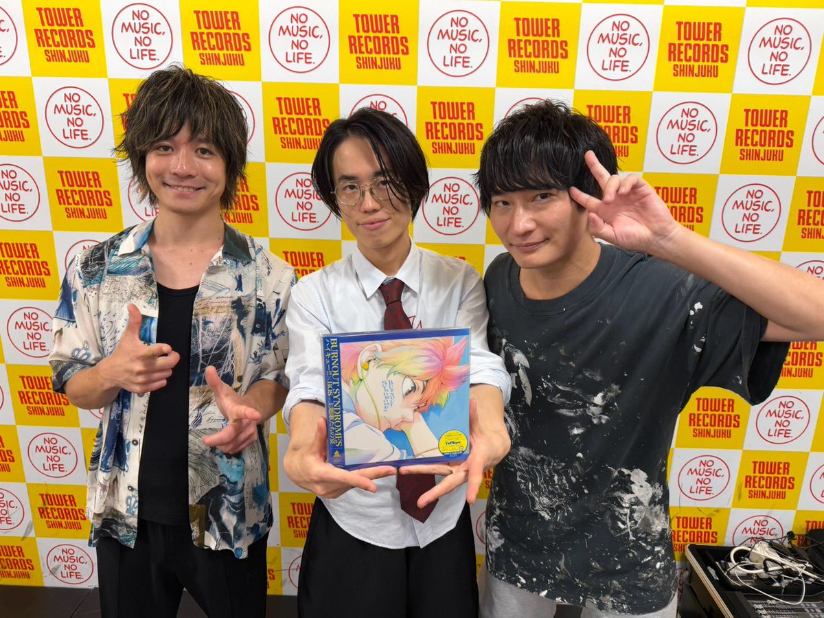 kumagai_kazuumi's tweet photo. ライナーノーツ、読んで頂きありがとうございました。

本日はタワレコでリリースイベント。

1.ヒカリアレ
2.天地ガエシ
3.LEO
https://t.co/uulYxeC77L HIGH!!

を演奏しました。

カバー曲、今後も演奏していけるといいな。ぜひ聴きに来てください！

#ハイキュー
#ハイキューの日
#主題歌たちの宴 https://t.co/4ttX6Ew9U2