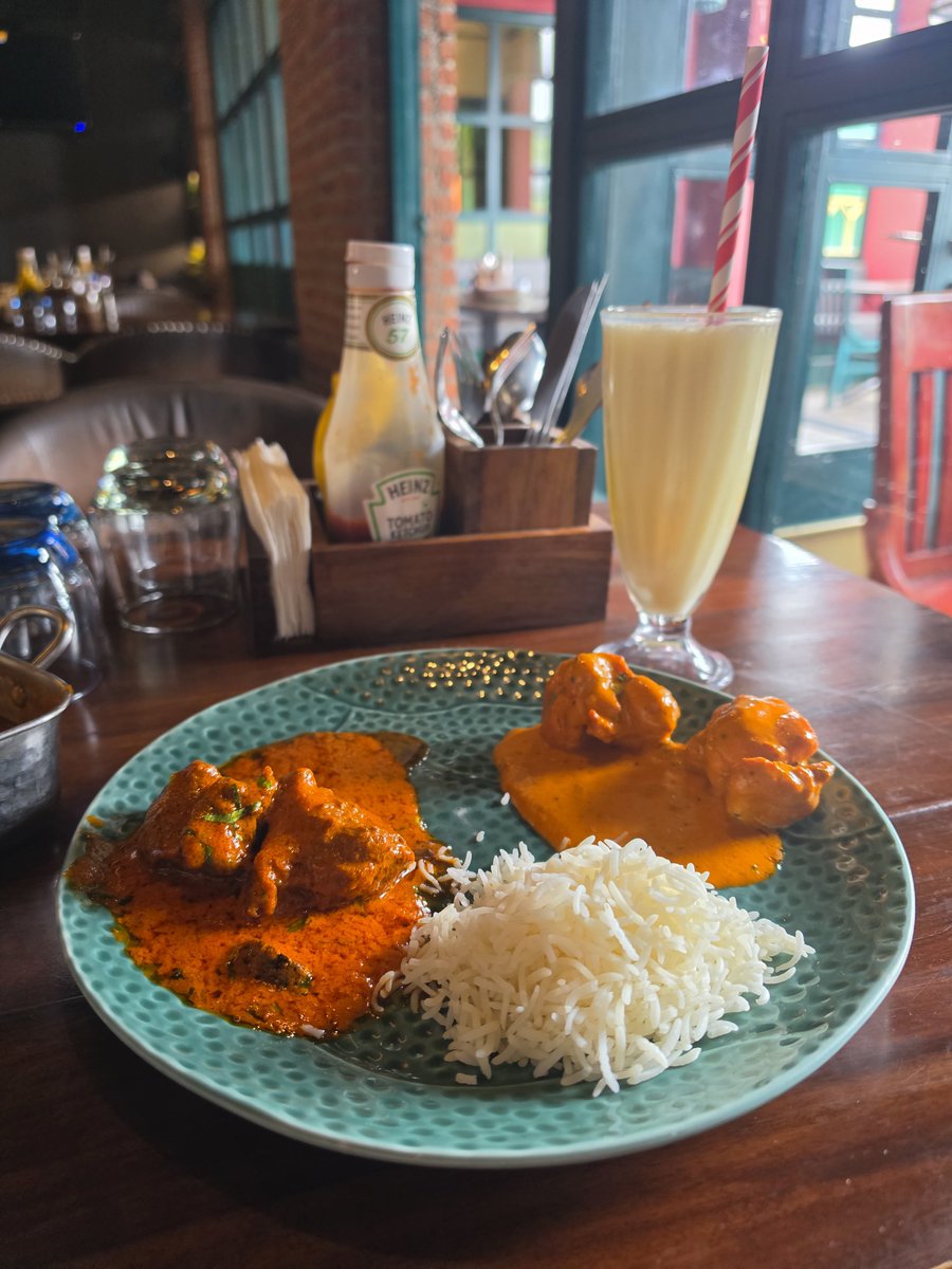 _____bmsg's tweet photo. インドから無事帰国！！🛫
お腹も壊さず、事件もなく、美味しいカレーを沢山食べて幸せでした☺️🍛
万全の準備をすれば怖いものなし！
そして現地の方は優しい人も沢山いました😊 https://t.co/Z4MeRHEyzr