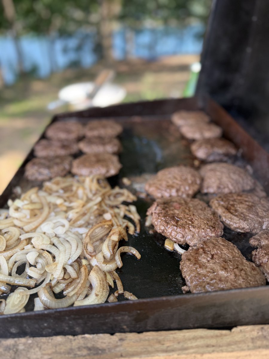 KetoFiveO's tweet photo. NEXT UP THE CHEESE? Cheddar, Mozzarella or Colby Jack? https://t.co/M3zG1rje6X