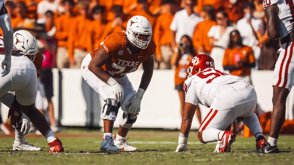 AnwarRichardson's tweet photo. Good news on Texas LT Trevor Goosby. I’m told he’s expected to miss 2-3 weeks with a bone bruise in his left knee. That puts him on track to potentially return around the start of the season, with another week before Texas takes on Ohio State on Sept. 12.
https://t.co/Cu8YA8r8J9 https://t.co/nyDBGFVMcH