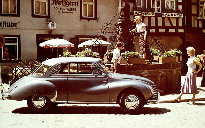 5NowXe's tweet photo. DKW 3=6 (1928-1966)

In the 1920s, motorcycle leader DKW built its first two-stroke car in 1928 before joining Auto Union in 1932. 

Pioneer of Europe's first post-war front-wheel-drive model, #DKW was bought by VW in 1964 and retired by 1966 in favor of Audi badges. https://t.co/rOry6DY0oZ