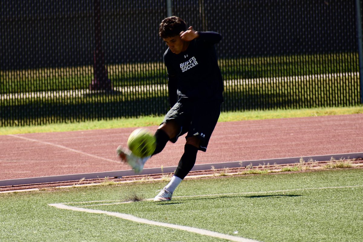 WTAMU_Soccer's tweet photo. Never not working😤

#BuffNation | #WESTisBEST https://t.co/TYRhiCuYsl