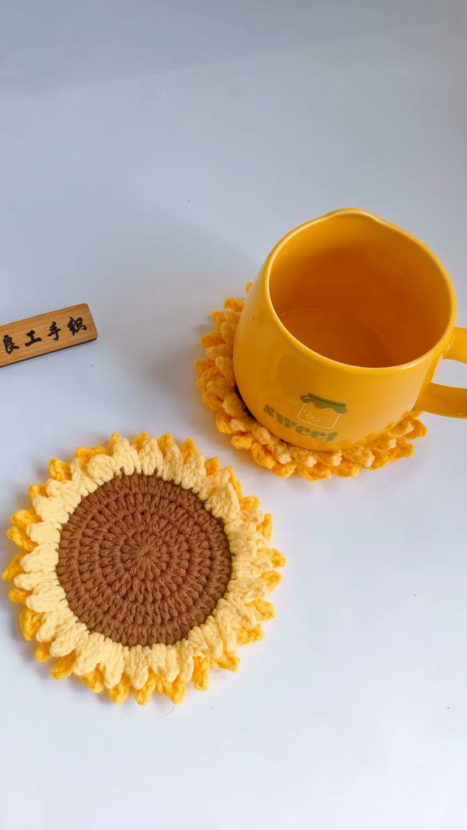 mi16671804's tweet photo. Just finished this crocheted sunflower coaster ! Warm, handmade, and perfect for my morning coffee. Love how little crafts bring small joy ， https://t.co/yMSm542u9a