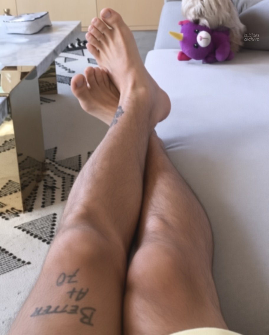 jbfeetarchive's tweet photo. https://t.co/SiV7i6ikK9
