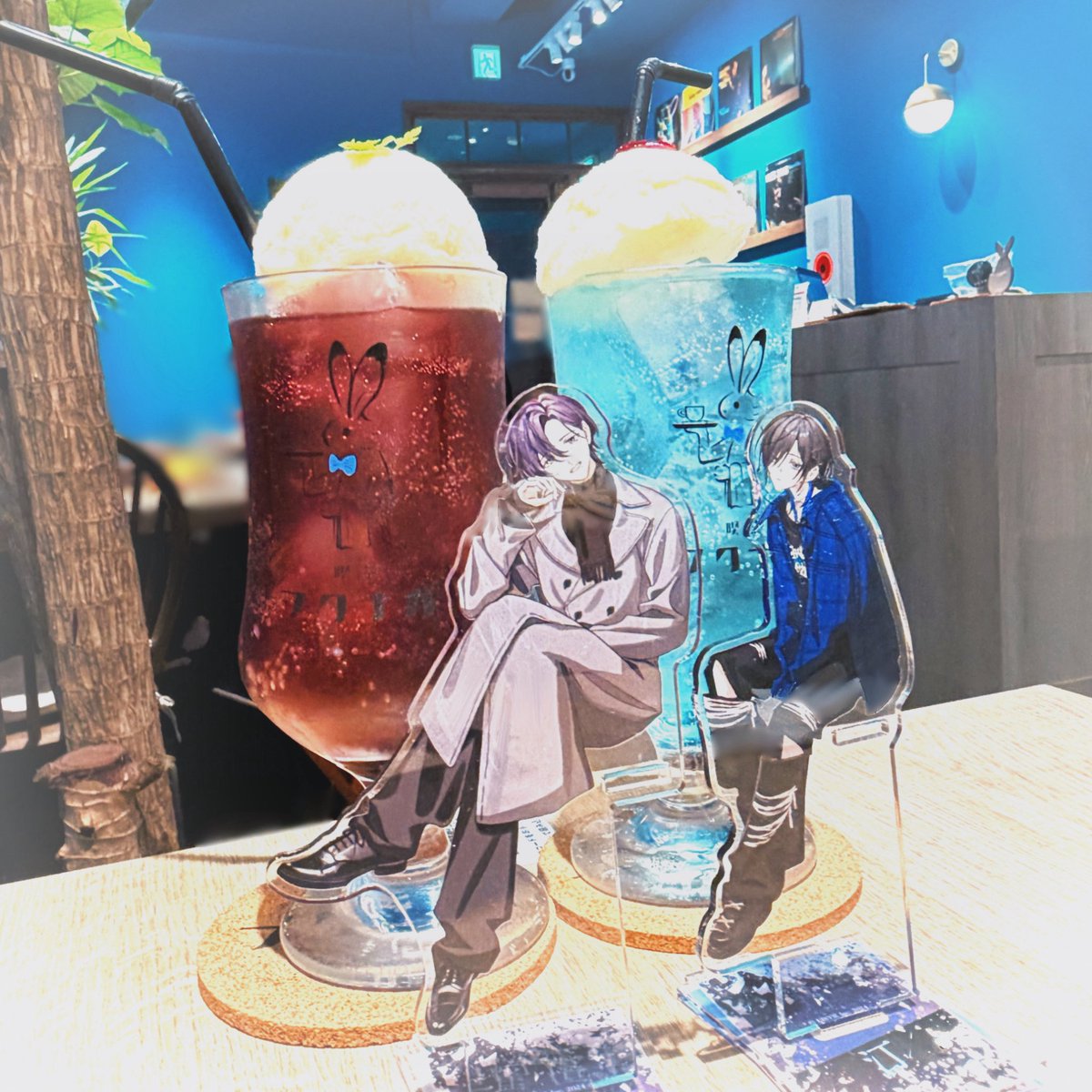 CCB869's tweet photo. すいませんおもろかったので載せていいですか‼️アクスタ連れて出かけました  𝑩𝑰𝑮 𝑳𝑶𝑽𝑬______

(恥ずかしくなったら消すツイート) https://t.co/dNAkJ823qB