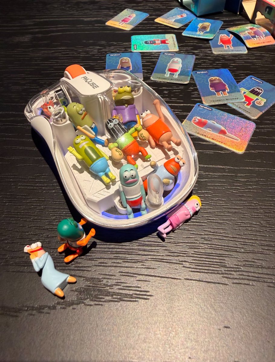dJejingga's tweet photo. BAKALAN BIKIN TEMAN KANTOR SALFOK! MOUSE BIKINI BOTTOM INI TERLALU GEMAS 🥹🤚 https://t.co/kYaolHGiW1
