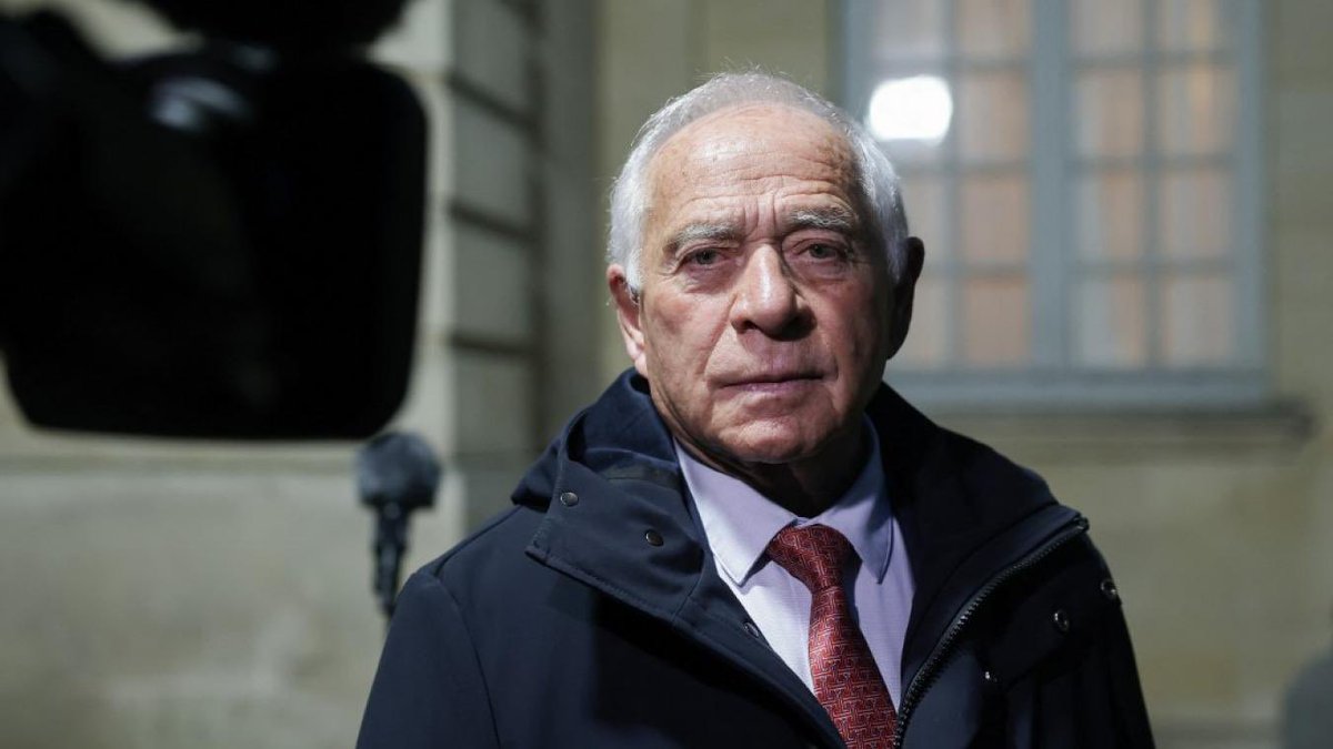xavierbertrand's tweet photo. François Patriat aura consacré plus de quarante ans de sa vie au service de la France et de la Côte-d’Or.

Député, sénateur, secrétaire d’État puis ministre de l’Agriculture, il aura marqué la vie politique française par son expérience, son esprit libre et une parole qui comptait.

Homme de terrain, profondément attaché à la son département, il aura défendu son territoire tout au long de son parcours.

Pensées à sa famille, à ses proches et à tous ceux qui ont partagé son engagement.
