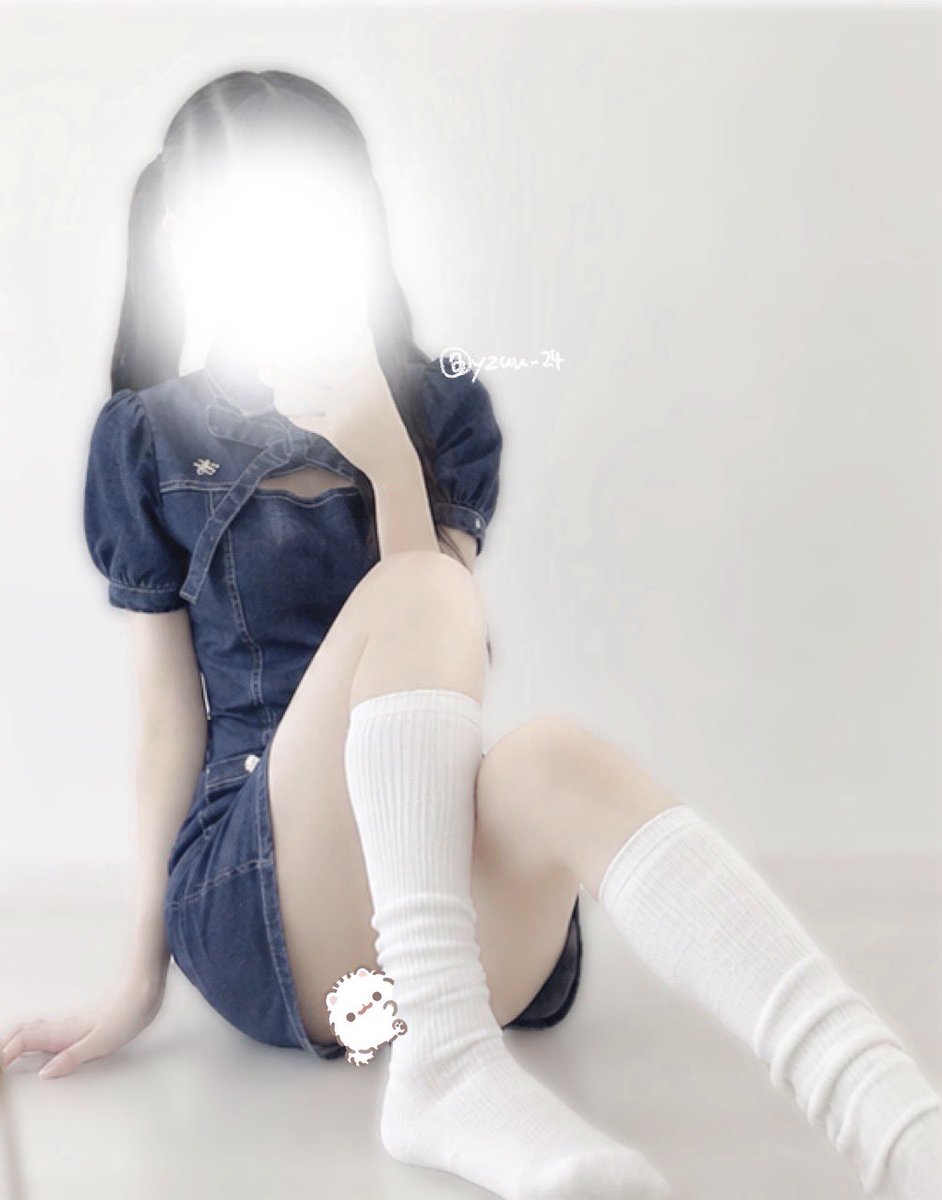 yzuu_24's tweet photo. 夜だから特別だよ〜〜〜🤍
スタンプなしは 🤫
#自撮り界隈 #雰囲気 #裏垢女子 https://t.co/lomzkdxGVB
