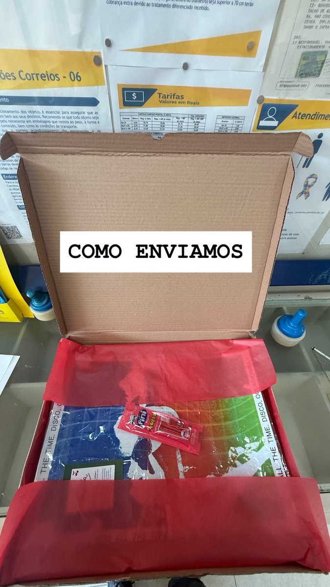 ShopCherryAv's tweet photo. Esse foi o primeiro de apenas DOIS pedidos da Cherry. sinceramente, é muito triste receber algo assim.

enviamos com todo o carinho do mundo, dentro de 3 proteções e de uma caixa, justamente para que ele chegasse inteiro e impecável. mesmo assim, essa foi a imagem que recebemos https://t.co/ytBugaGtEt