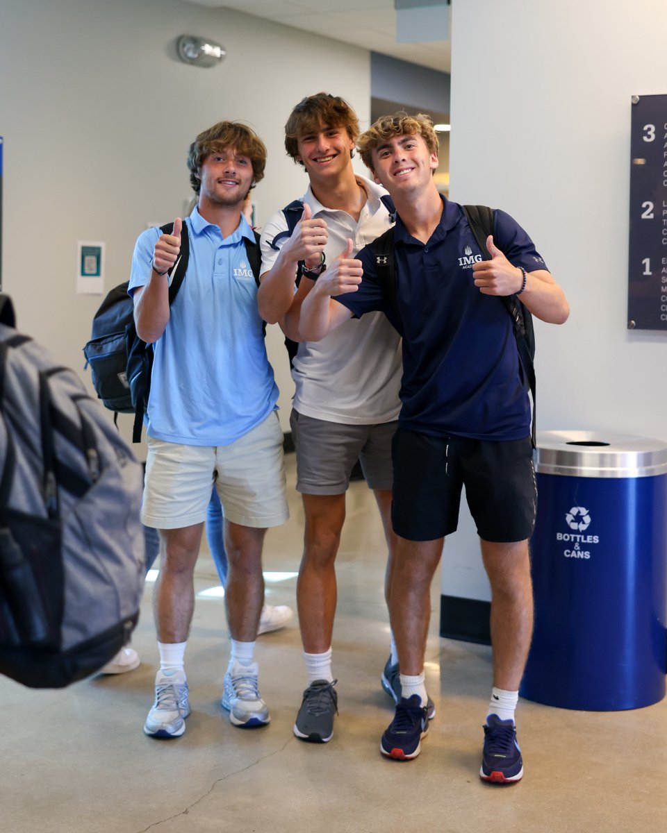 IMGABasketball's tweet photo. The countdown is almost over⏳

Campus is ready. We’re ready. Now we’re just waiting on you! 👀
Safe travels, student-athletes. See you SO soon at IMG Academy! 👋 https://t.co/i1MIa0YTKr