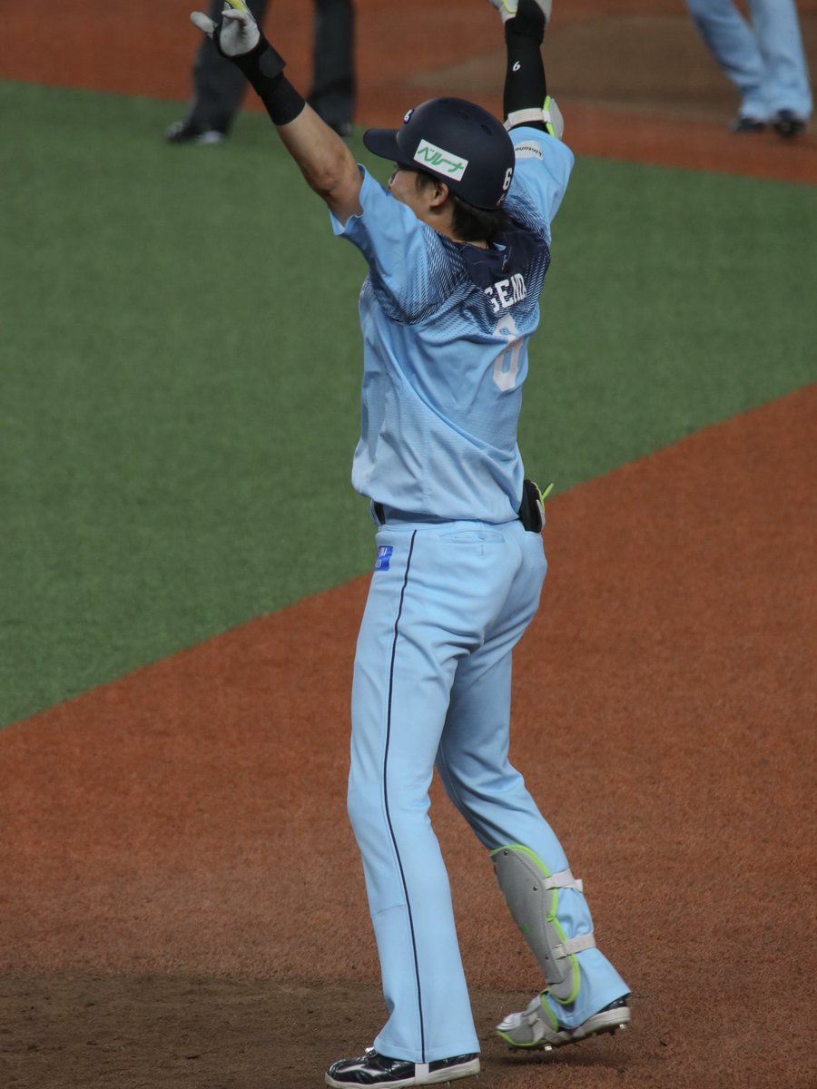 Doanlions's tweet photo. お見事でした👏初球を仕留め見事なサヨナラタイムリー👏✨源さんあっぱれ💯
#源田壮亮 #ライオンズ #seibulions
2026.8.19 https://t.co/6QNTvf97qi