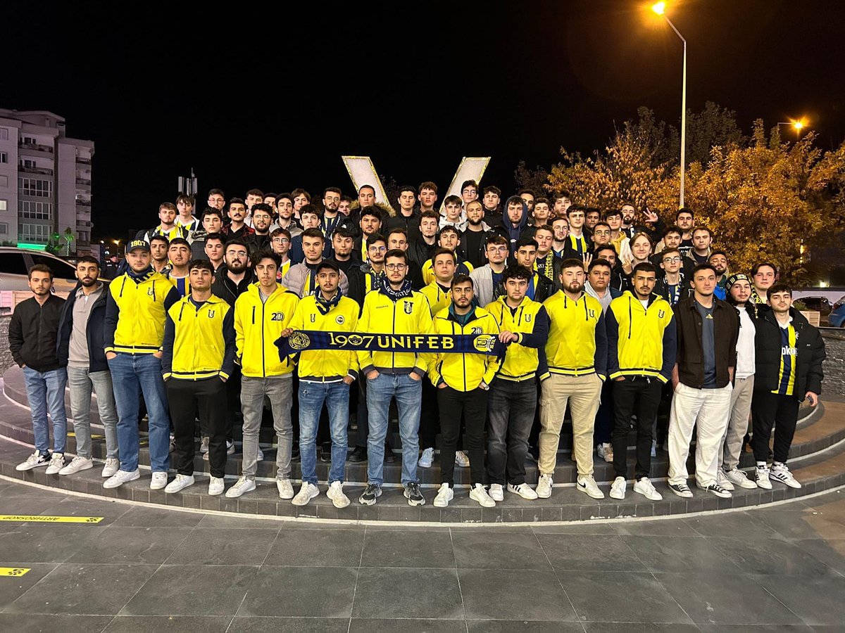 UFBUludag's tweet photo. Bursa Uludağ Üniversitesi'ni kazanan tüm Fenerbahçeli arkadaşlarımızı tebrik ederiz. Sizleri de aramızda görmeyi bekliyoruz.
#HaydiSenDeGelKatılBize https://t.co/jdQQBvCciz