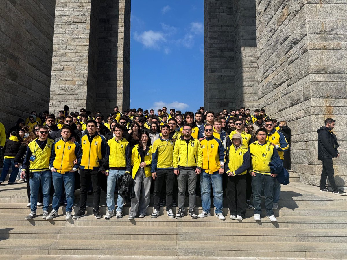 UFBUludag's tweet photo. Bursa Uludağ Üniversitesi'ni kazanan tüm Fenerbahçeli arkadaşlarımızı tebrik ederiz. Sizleri de aramızda görmeyi bekliyoruz.
#HaydiSenDeGelKatılBize https://t.co/jdQQBvCciz