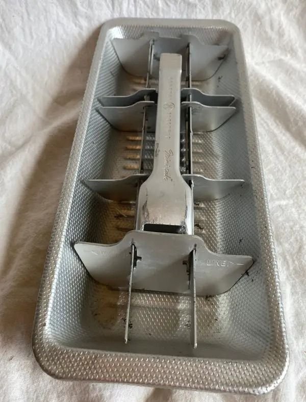 LandLover56's tweet photo. People keep guessing, but no one gets it right. Do you know what this is? https://t.co/CsLNVQdtPO
