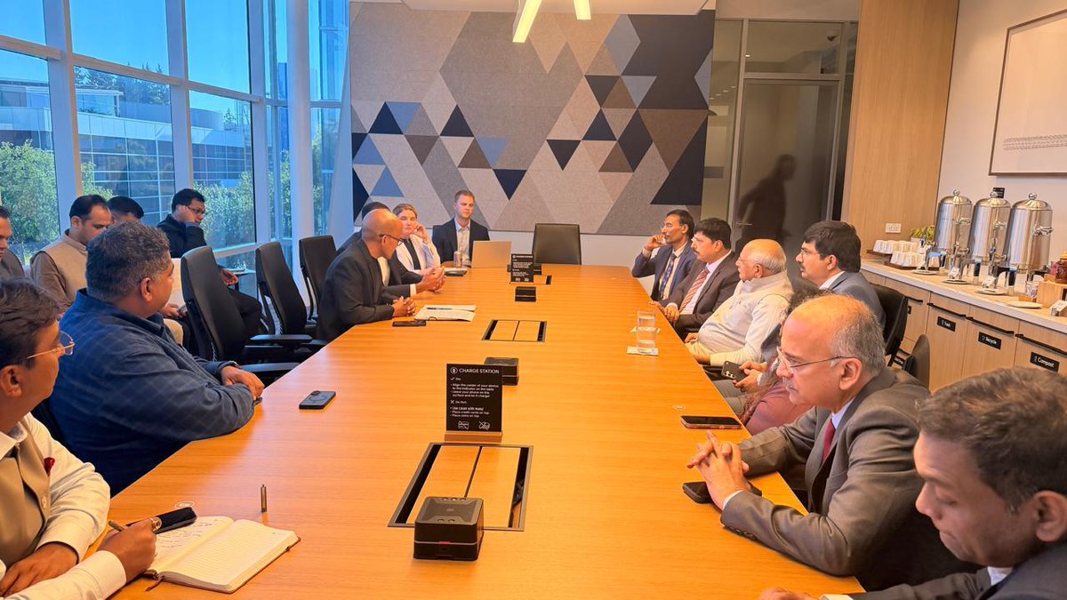 Bhupendrapbjp's tweet photo. Visited the Google campus on Day 3 of our official US visit and held wide-ranging discussions with Vice President Shri Chandu Thota and senior executives.

Guided by the vision of Hon'ble Prime Minister Shri Narendra Modi to build a digitally empowered and AI-driven India, explored strategic collaboration between Google and Gujarat across high-impact sectors.

Discussed expanding AI training programs for youth, educators, and students to build future-ready skills, leveraging AI in agriculture for optimizing crop patterns, soil health monitoring, and climate resilience, as well as utilizing Google Workspace sovereign AI solutions for advanced data security.

@Google 
@GoogleWorkspace 
@ChanduThota