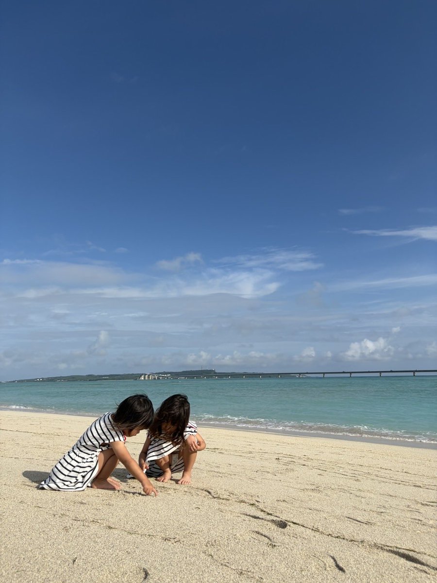 osanaimami's tweet photo. 8/20（水）の雀サクッTVより11：00～　産経新聞社杯争奪麻雀女流リーグ2027オーブ・リーグ　グループ５第１節が開幕します！
https://t.co/ZzweGeLMW4
私は井上絵美子プロと広場リーグチームとして参戦させていただきます！
応援よろしくお願いします♪
写真と動画は毎年恒例の沖縄旅行！！ https://t.co/NDheKtWZre