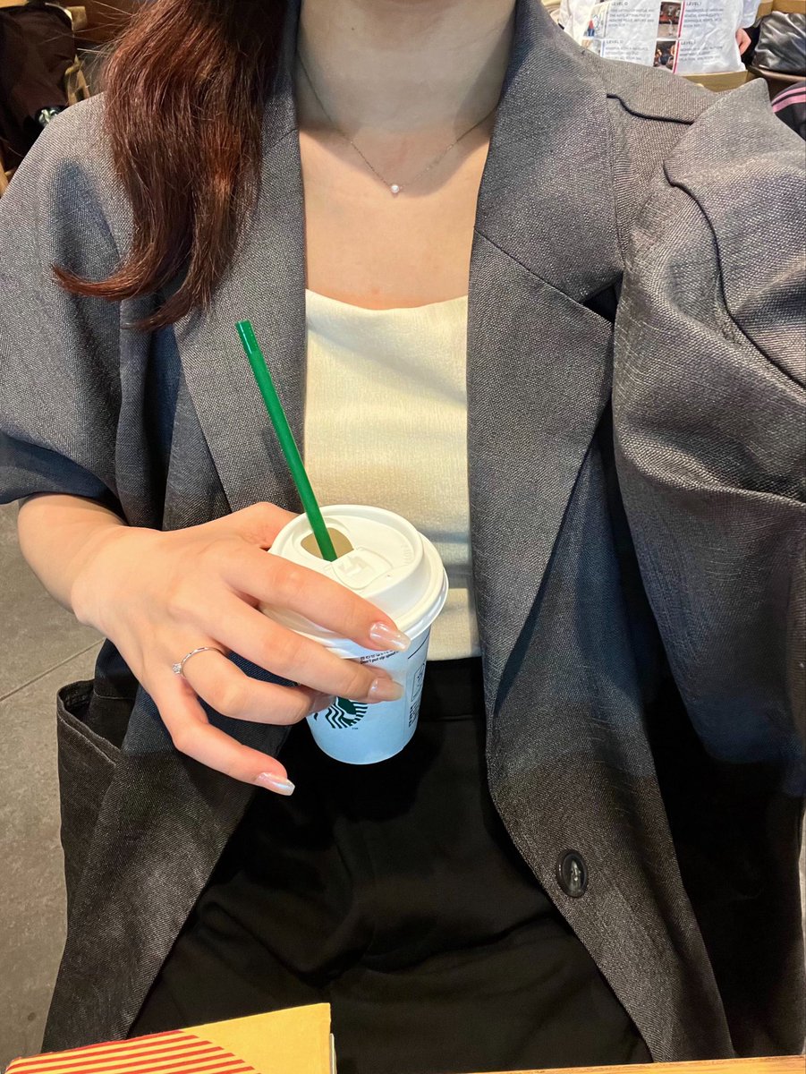 re_na031's tweet photo. 一旦、夏つかれた～ https://t.co/iDXqN31tvb