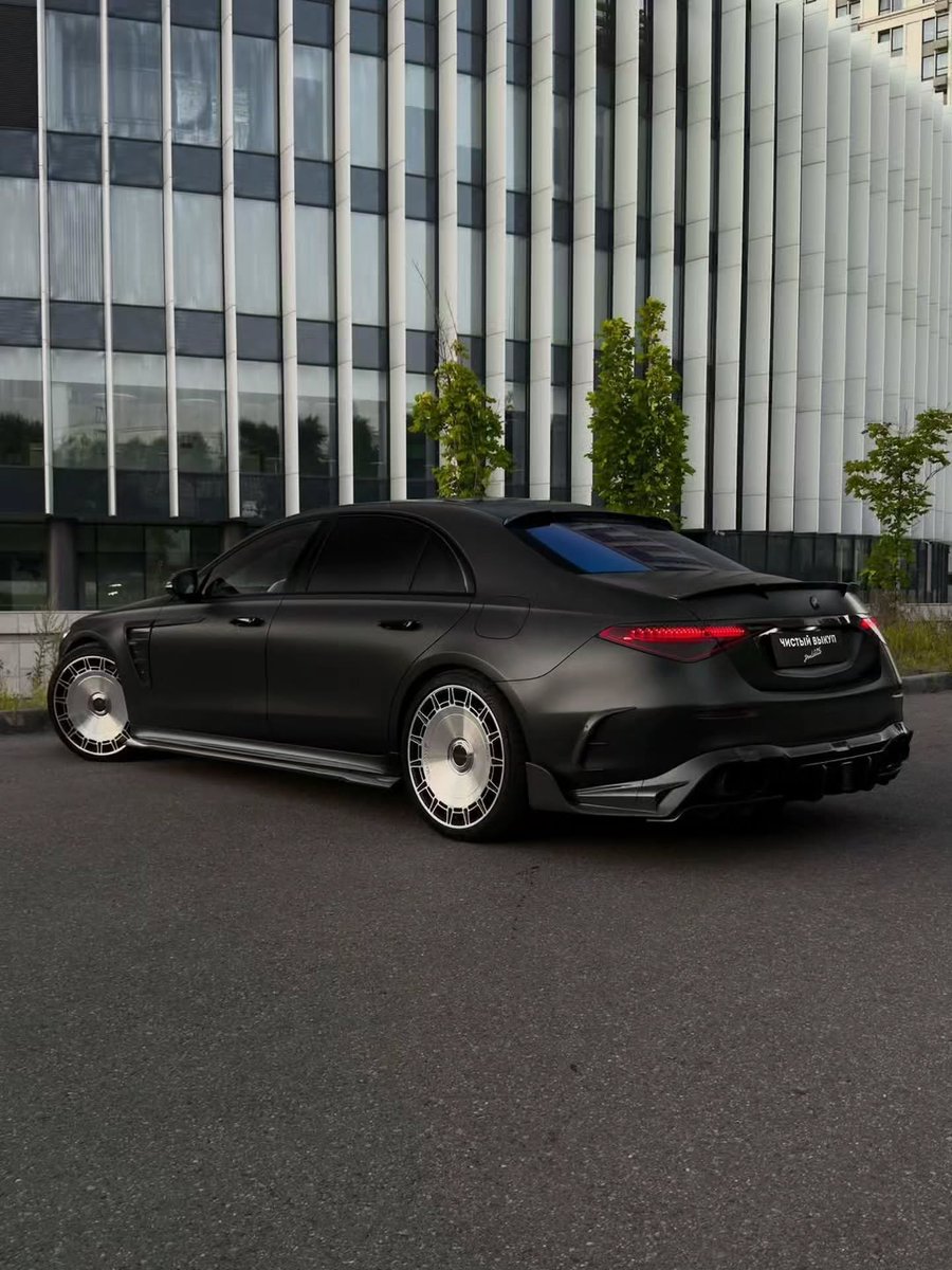 LuxuryMercedes's tweet photo. Mercedes AMG S63 E-perfornace W223 https://t.co/oDumMYzVN2