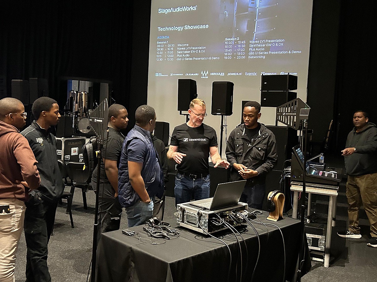 StageAudioWorks's tweet photo. Connect and learn with Stage Audio Works 🤝

Our Technology Showcase in Durban was a fantastic success, bringing together industry professionals and customers from the region for a hands-on experience focused on new technology, product demos, and valuable conversations. https://t.co/Dw3NxdDt0D