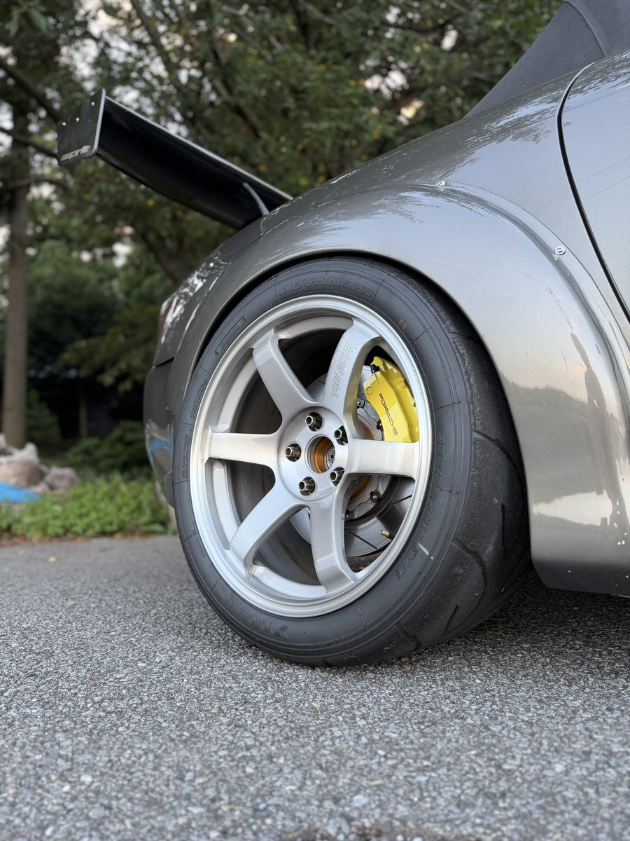 acotorsir's tweet photo. HONDA S2000×RAYS TE37×ADVAN A050 https://t.co/0KnMhaKHG5