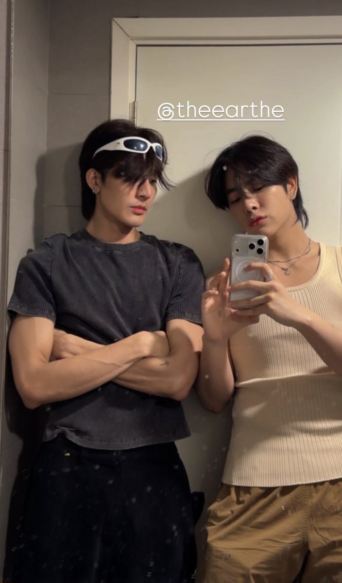 xearthmixx's tweet photo. earthmix posting mirror selfies in their house after getting ready before going out together has to be the most domestic thing they ever did https://t.co/vimZTwwQij