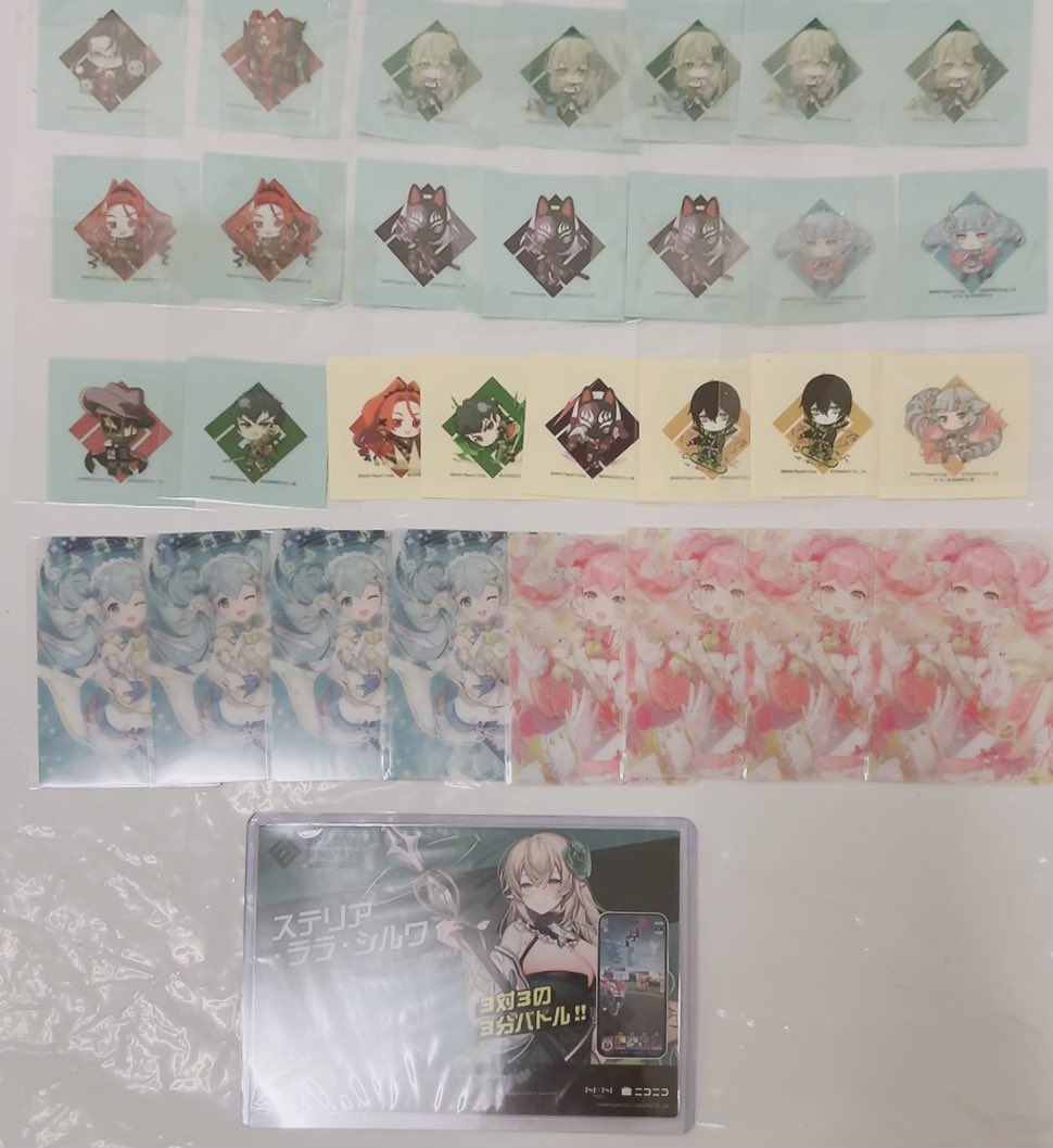 piyo_lc's tweet photo. コンパス グッズ 交換 譲渡 #コンパスグッズ交換 

譲:画像1〜4
求:定価（+送料）
※コースターは一律500円 その他紙類は一律300円
※非売品缶は要相談

一部抱き合わせをお願いする場合があります。
お声がけ重なる場合引き取り点数多い方優先。

京都キャラバン手渡し＞郵送 https://t.co/I9ZW6T1w4F