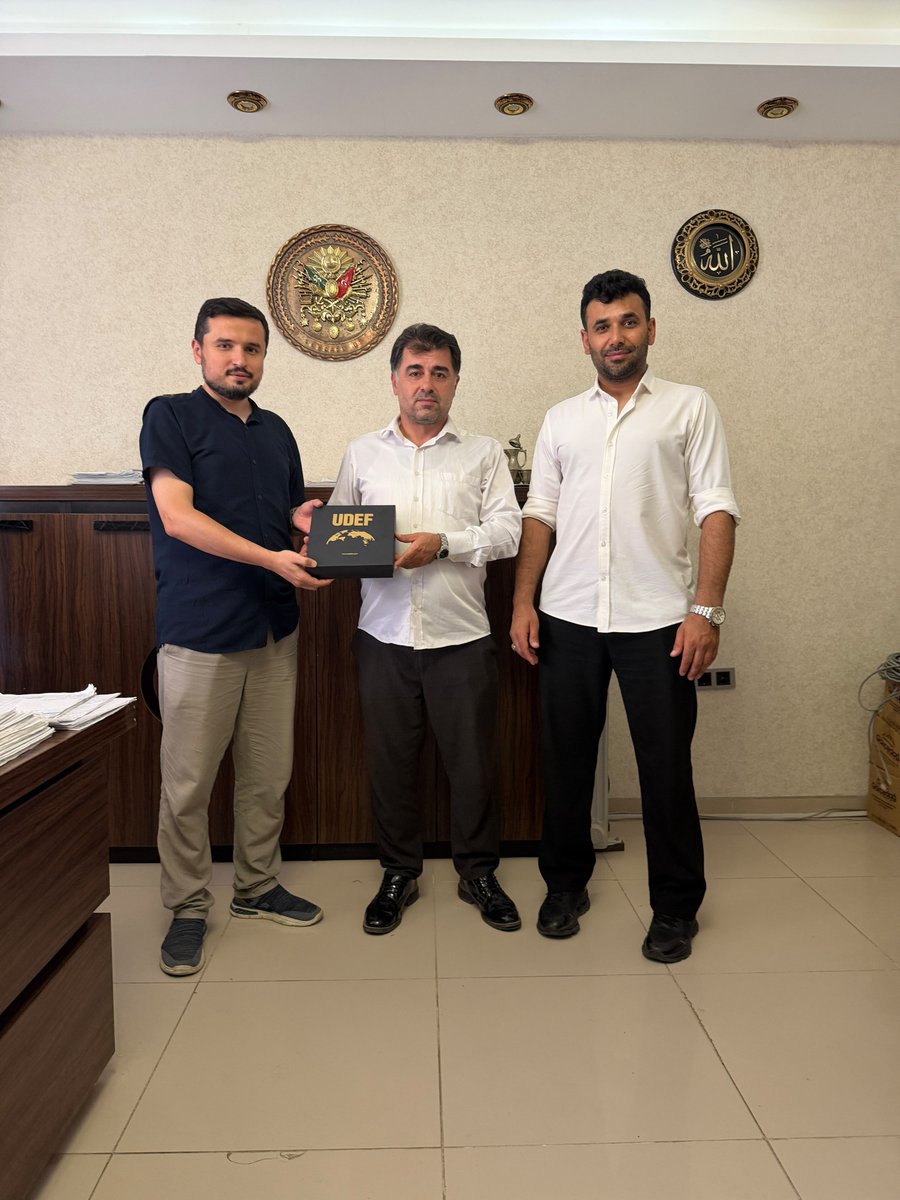 udeforgtr's tweet photo. İl ziyaretlerimiz kapsamında Adana Uluslararası Öğrenci Derneğimizi ve Osmaniye Temsilciliğimizi ziyaret ettik.

Başkanlarımız ve yönetim kurulu üyelerimizle bir araya geldiğimiz görüşmelerde; illerimizdeki uluslararası öğrenci hareketliliğini, öğrencilerimizin karşılaştığı güncel sorunları, çözüm önerilerini ve yeni dönem faaliyet planlamalarını değerlendirdik.

Misafirperverlikleri ve samimi ev sahiplikleri için teşekkür ediyoruz.

Biz bir milletiz. 🤝

#UDEF #UluslararasıÖğrenciler #Osmaniye #Adana