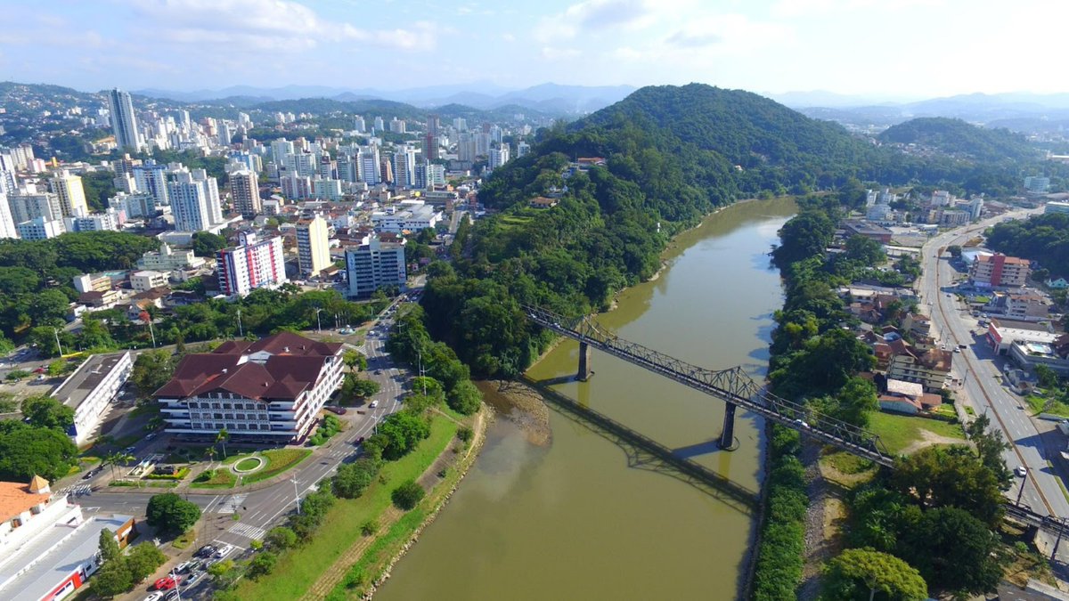 FIESC's tweet photo. SESI/SC lança programa para ampliar investimentos sociais em Santa Catarina

Hub Social reunirá empresas, poder público e organizações sociais para eleger prioridades, estruturar projetos e conectar iniciativas a fontes de recursos

https://t.co/WeqlY1EwUF https://t.co/M40RjloPXJ