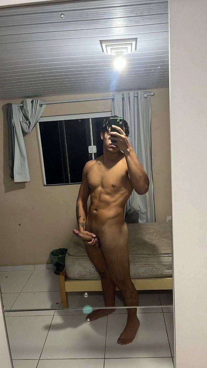 reviewsshoppee's tweet photo. tik tok CAYO LINS suposto leak https://t.co/VBSGPVA1sP