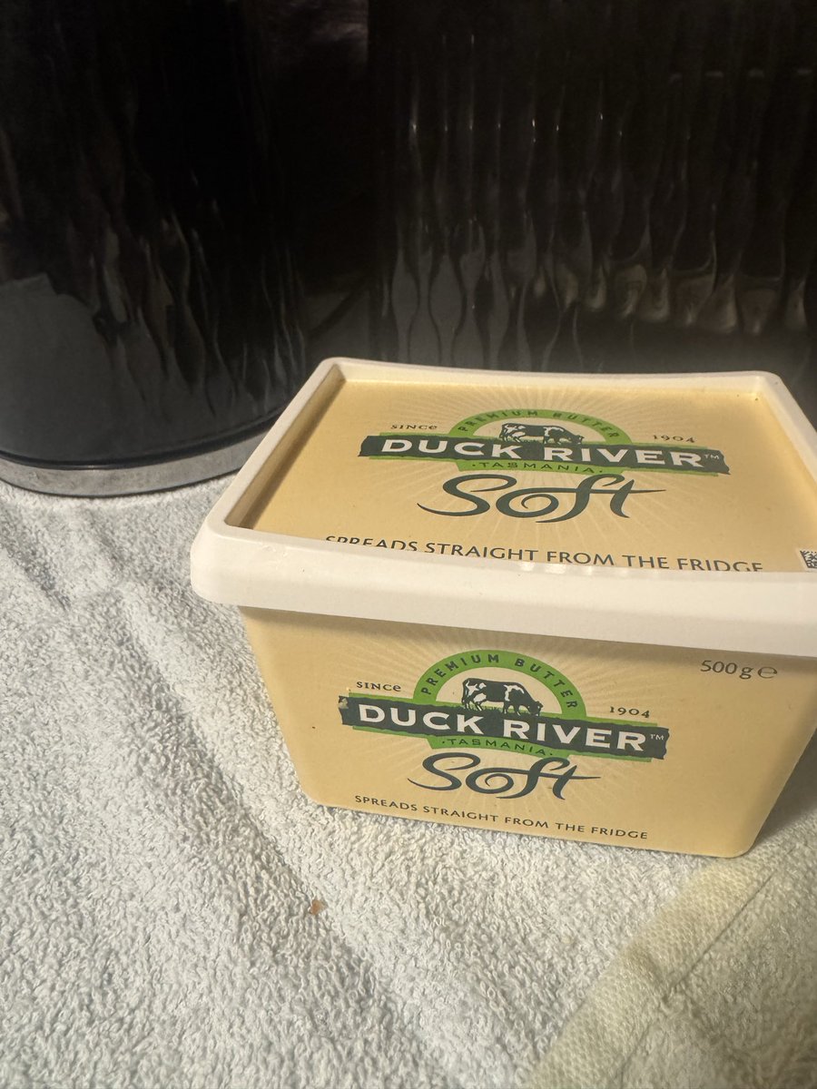 MunnyStewart644's tweet photo. Surely everyone in Melbourne is rocking the Duck River butter!!!! 

#OnlyTheBest https://t.co/1kZZ6y5oYI