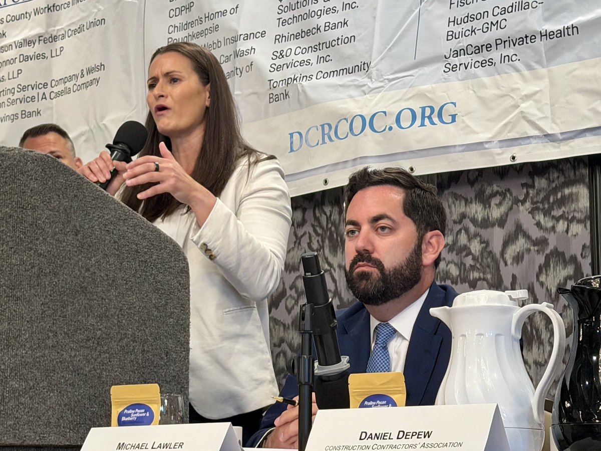 KaitlynnLisa's tweet photo. Good morning from Poughkeepsie, where @RepMikeLawler & @CaitforNewYork are answering Qs about immigration, energy costs, data centers + more @DCRCOC breakfast. 

It’s the 1st time the NY-17 candidates have had a joint public event since they became opponents in June. The swingy district is critical in the race for House control.