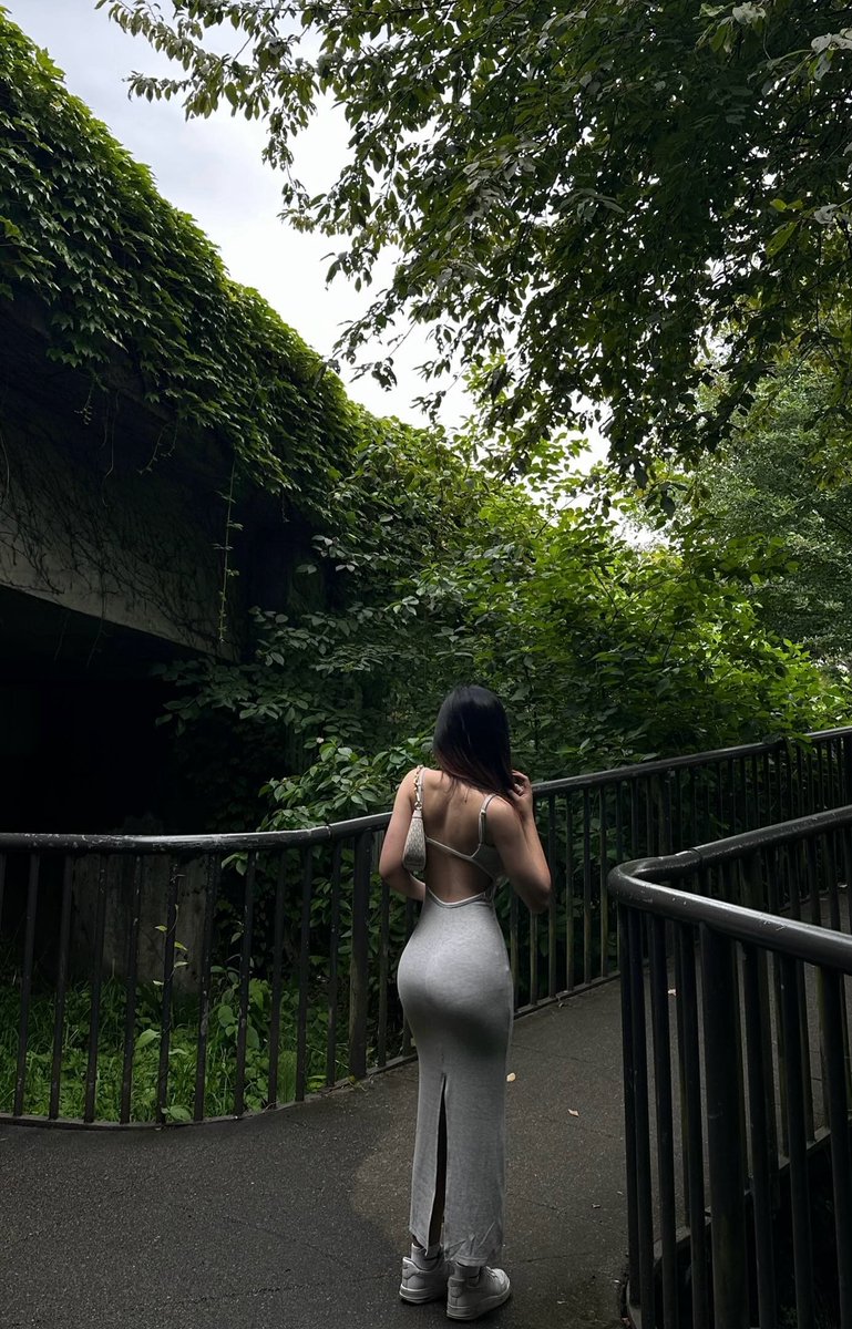 charleensa24499's tweet photo. 周末最舒服的时刻，远处的灯一盏盏亮起来，这一刻只想好好享受当下。允许自己偶尔放空一下。

https://t.co/k40EBJzsS4 https://t.co/05GLyb27fj