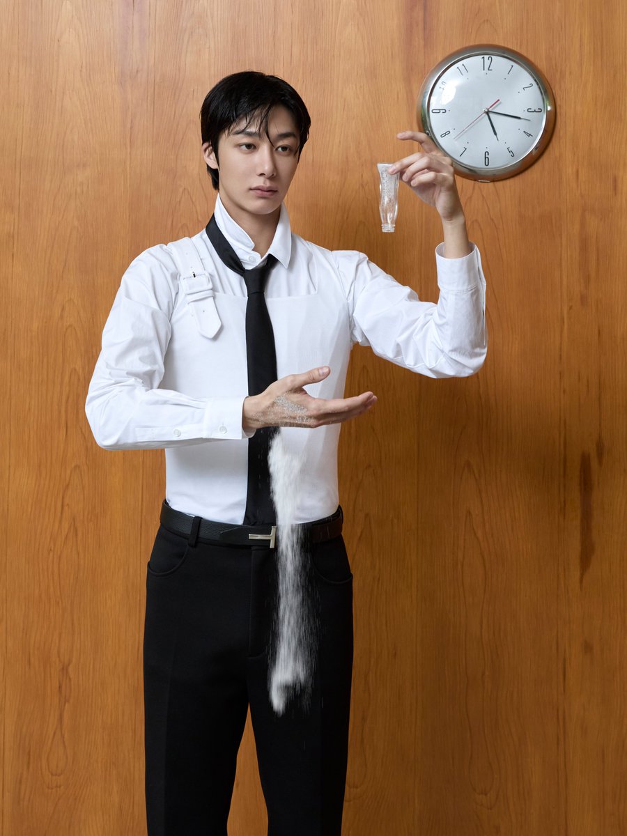 OfficialMONSTAX's tweet photo. MONSTA X EP [The Phase] CONCEPT PHOTO
OFFSET VER. #HYUNGWON #형원

#MONSTAX #몬스타엑스
#ThePhase
#MAGIC https://t.co/PDYsayeB9a