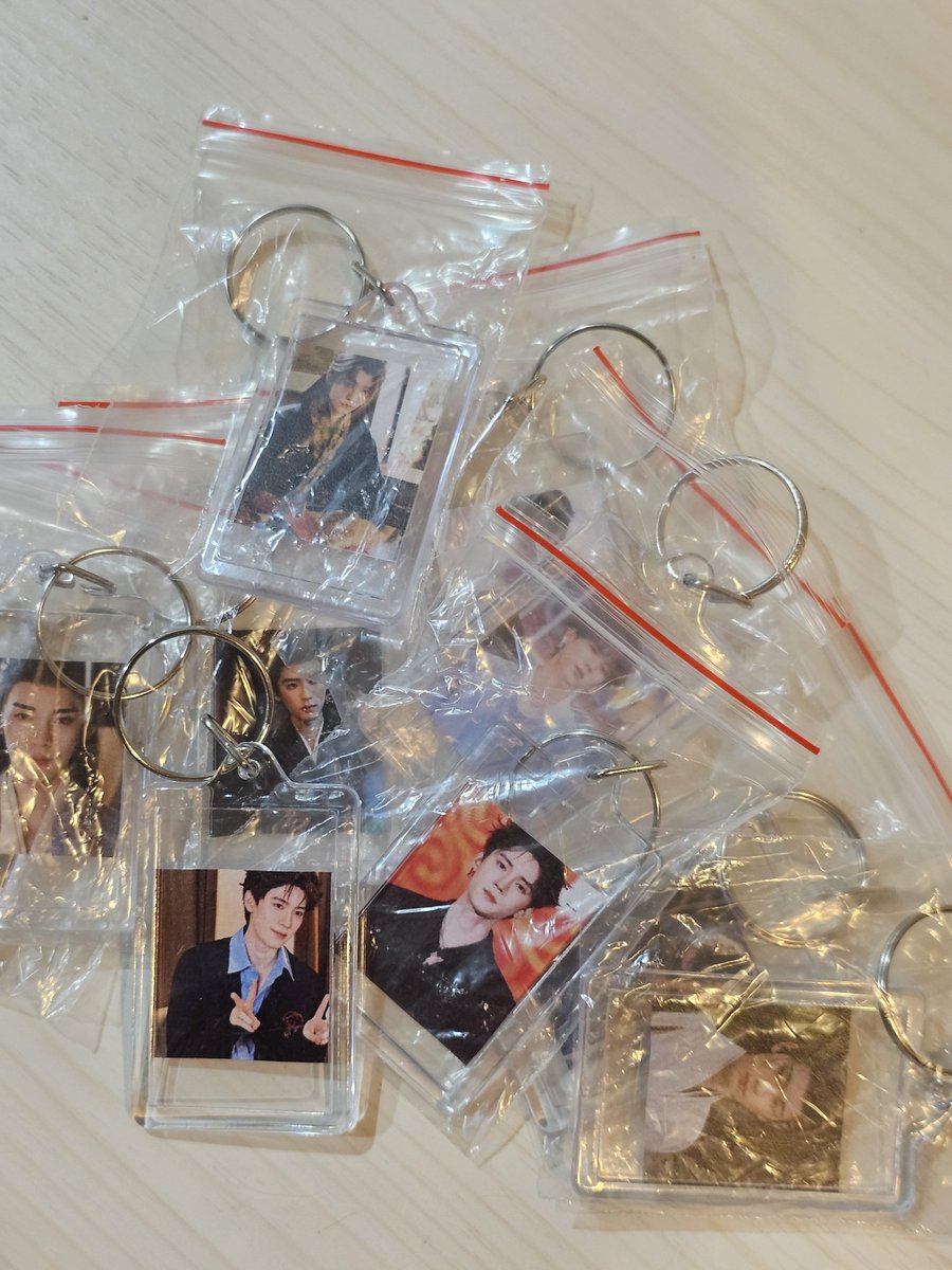 mintmintbaimint's tweet photo. สั่งทำไม่ทัน ก็ทำเองไปก่อนน มารับกันด้วยน้าาา เค้าตั้งใจทำมากกกก🫶 มีเยอะกว่านี้น้าาา
#HappitatxZhouYiran https://t.co/022AZNTA1J