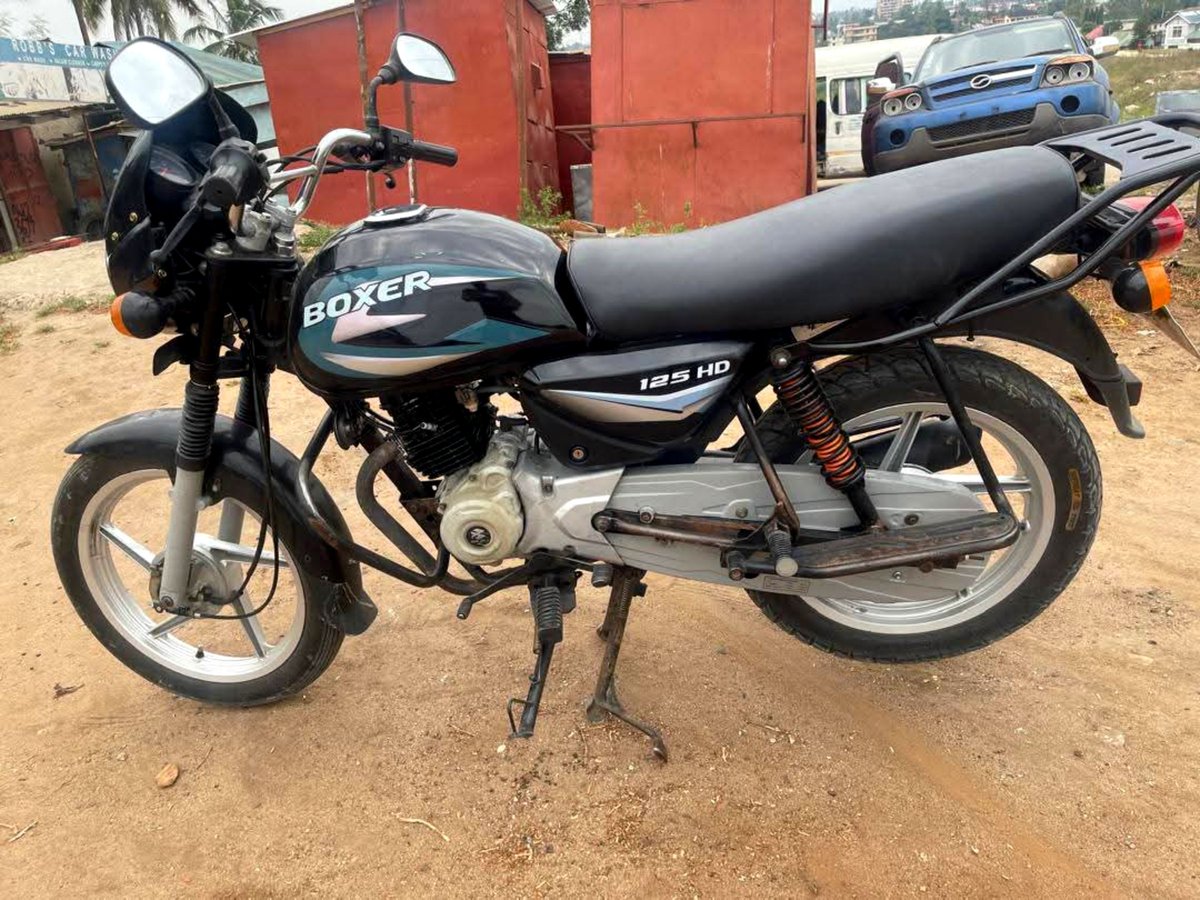 Eng_Matarra's tweet photo. #Tshs 1,500,000/=
BOXER HD 125 🔥🔥
REG" #EDK
▪️Cc. 125
▪️Gear 5
▪️Starter jino moja
▪️Engine Haijaguswa
▪️Imetunzwa vizuri sana
▪️Inakuja ikiwa Full Documents ✅️
IPO DAR (Mikoani Tunatuma kwa uaminifu)
CALL/WHATSAPP-0719542184 https://t.co/3SyJWvumjP