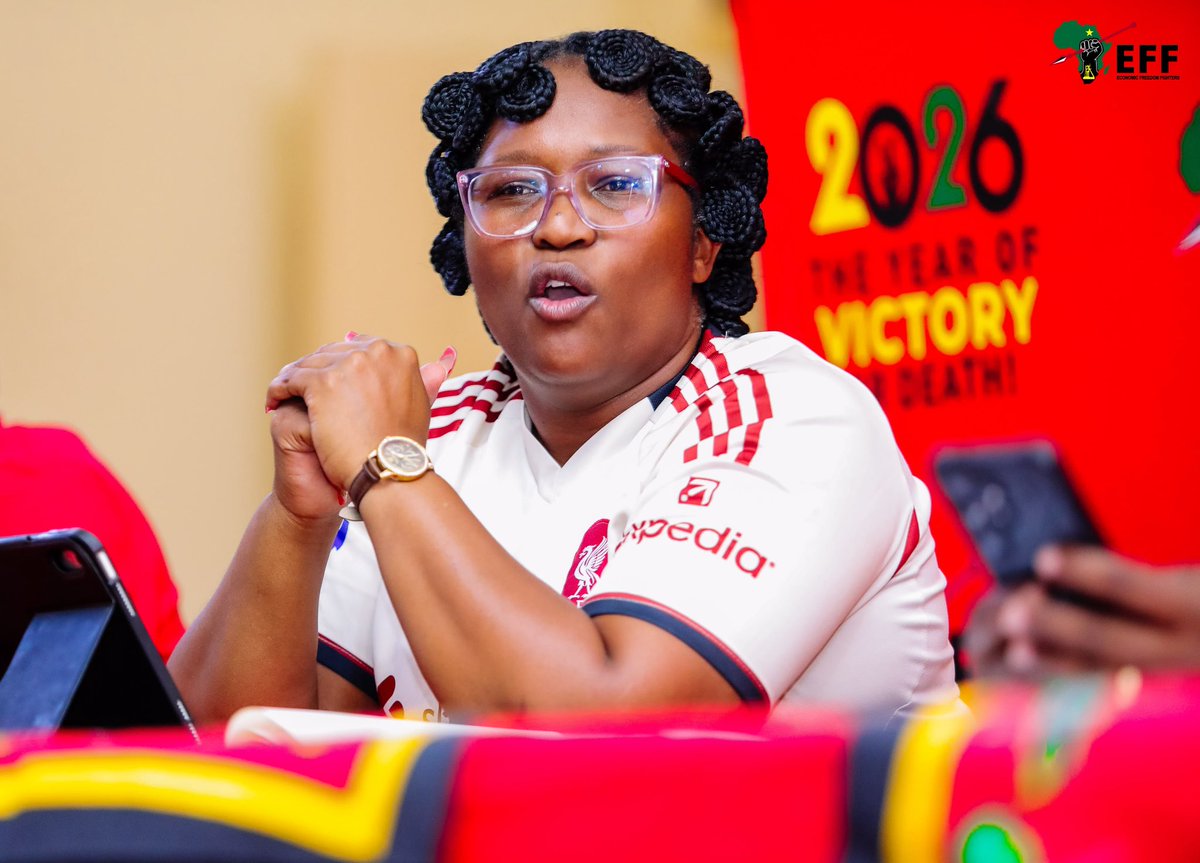 MpumalangaEff's tweet photo. EFF Mpumalanga Provincial Elections Task Force Coordinator, Commissar Nqobile Mhlongo, presenting credentials at the Provincial Elections Task Force Extended Meeting held in Whiteriver Community Hall.
#VoteEFF https://t.co/kyuyA5eUjW