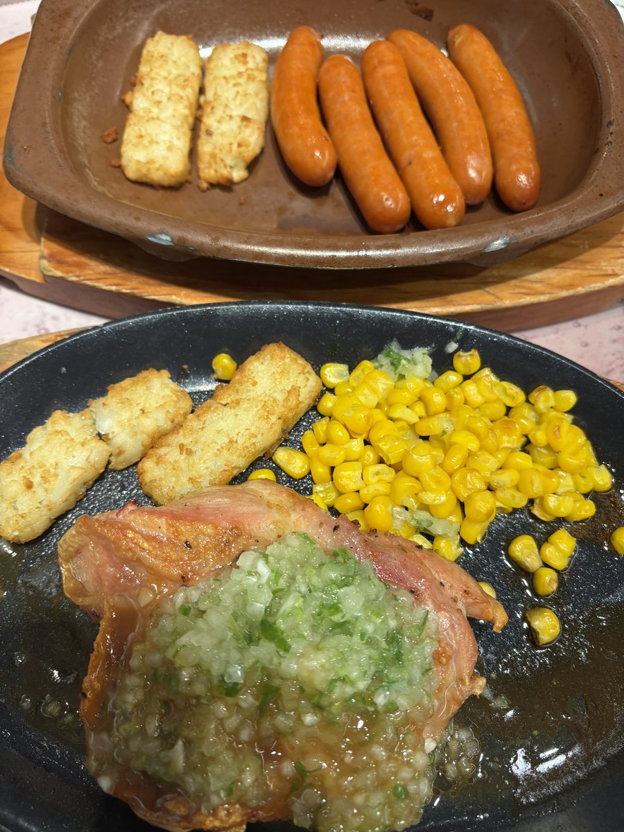 rio__act's tweet photo. 今日はこういう気持ちやったねん
17時くらいにたべた
夜ご飯もちゃんと食べる https://t.co/vBNFEcbIBK