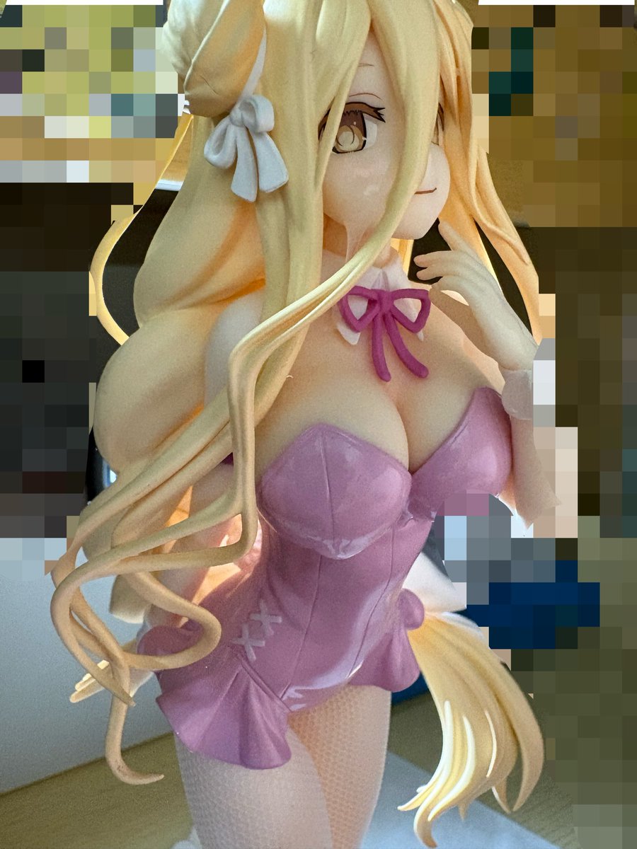 fqcpri's tweet photo. 今日のぶっかけです！
めっちゃ見えにくくなっちゃいましたすみません！

#フィギュアぶっかけ https://t.co/SyAFtKHOdL