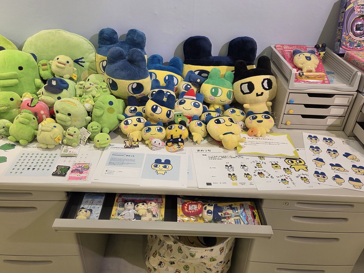 greentea_dark's tweet photo. ふぉろわーさんと大たまごっち展に行ってきたよ〜〜〜懐かしいものだらけで幸せ空間でした…( *´꒳`*) https://t.co/DF1ZMFbBux
