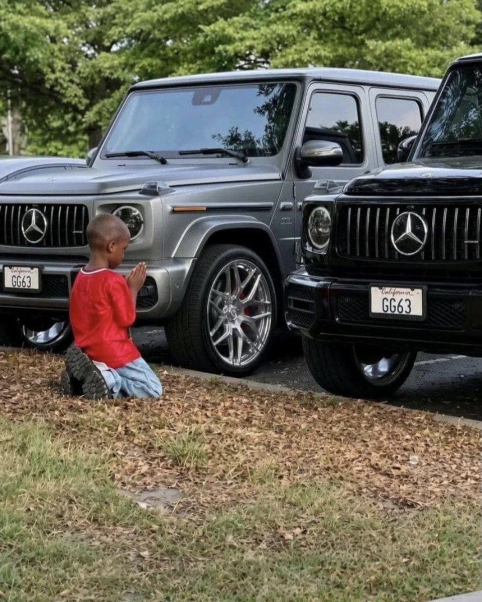 DearS_o_n's tweet photo. Dear son, dream big. the world isn't on a budget. https://t.co/vRnDsINoDJ
