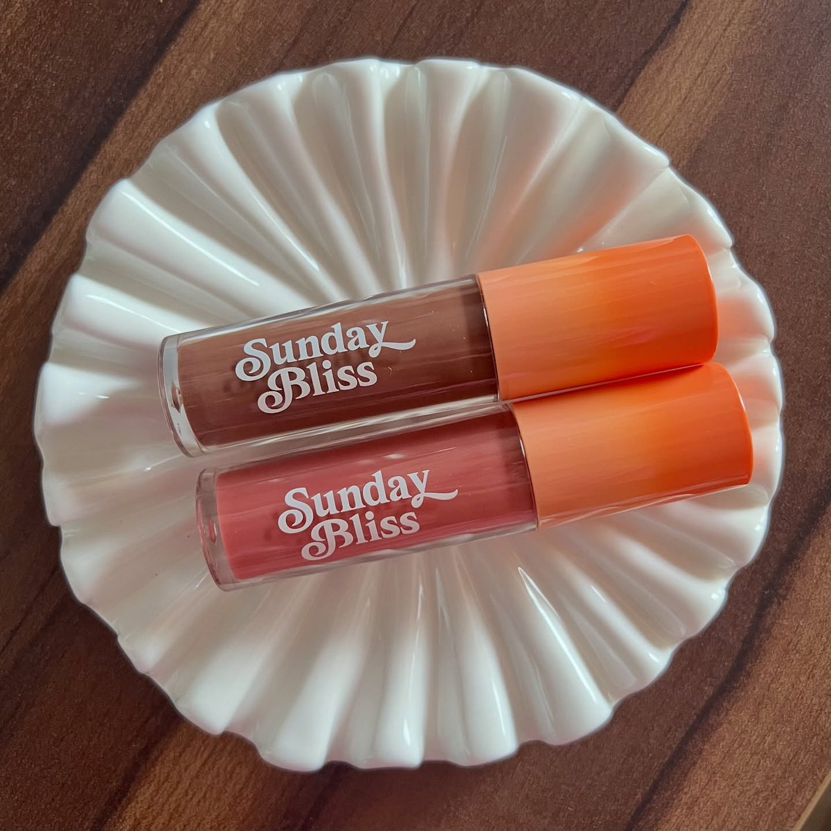 xdaniellecolgan's tweet photo. A pop of new colors, made just for you. Shop yours now. https://t.co/yC9p57dHYJ